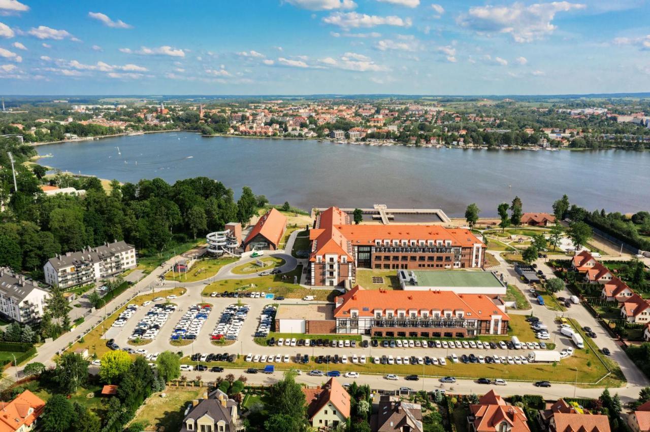 Radisson Blu Resort & Conference Center, Ostroda Mazury Exteriör bild Aerial view of the town