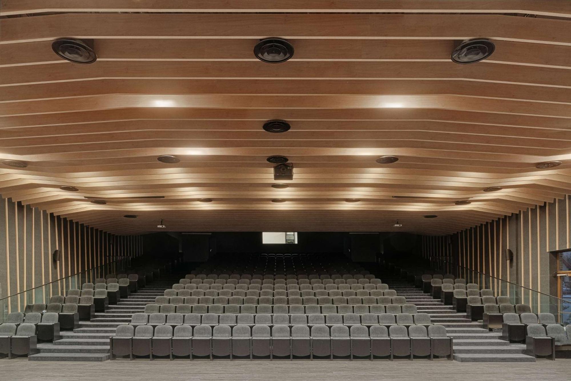 Radisson Blu Resort & Conference Center, Ostroda Mazury Exteriör bild Auditorium
