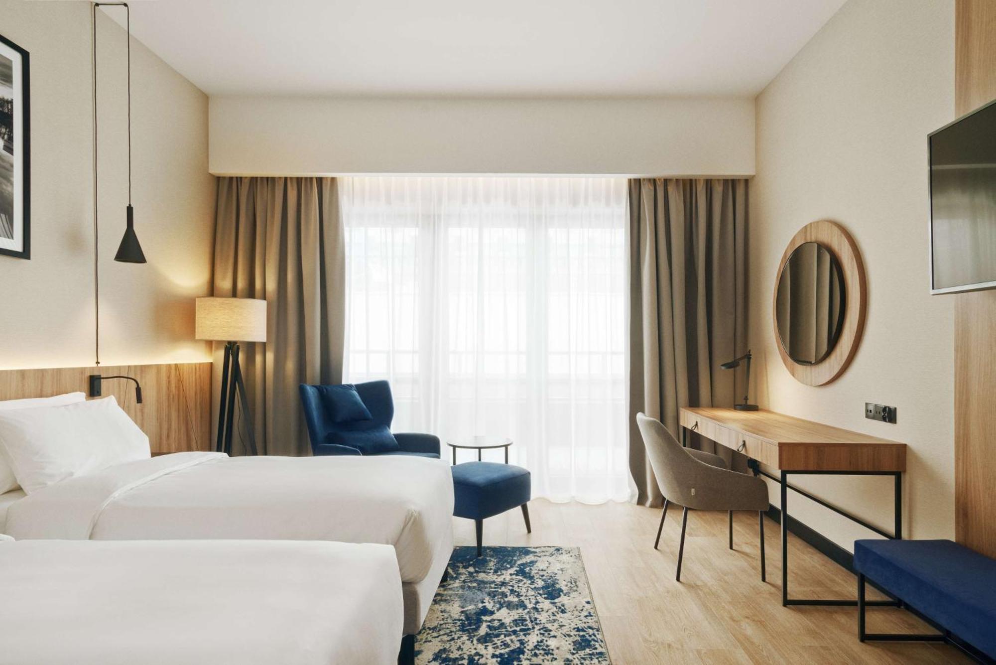 Radisson Blu Resort & Conference Center, Ostroda Mazury Exteriör bild A room at the hotel
